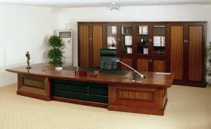 實木大班臺可以保養(yǎng)得那么好的辦法是什么？