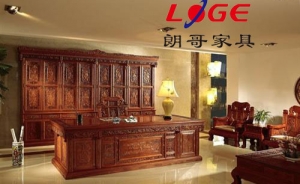 使用實(shí)木辦公家具的好處有哪些呢？