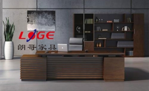 實木辦公家具有哪些錯誤保養(yǎng)方式呢？